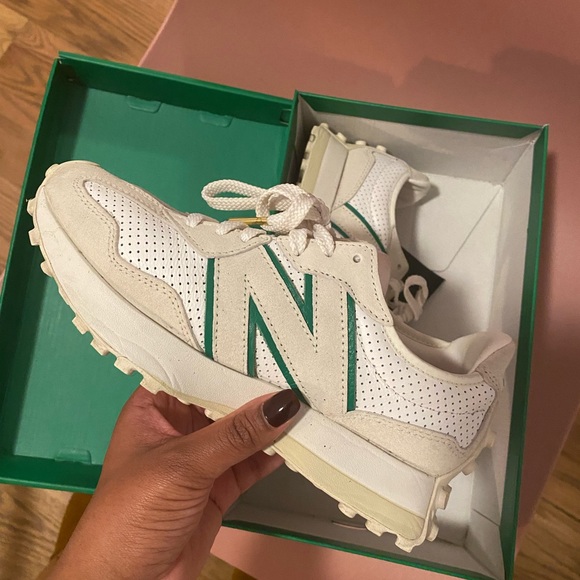 New Balance Shoes - New Balance White and Green Sneakers